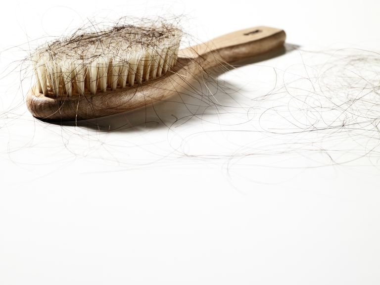 utratę włosów, odpornościowy atakuje, tarczycy Hashimoto, układ odpornościowy, układ odpornościowy atakuje, chorobami autoimmunologicznymi