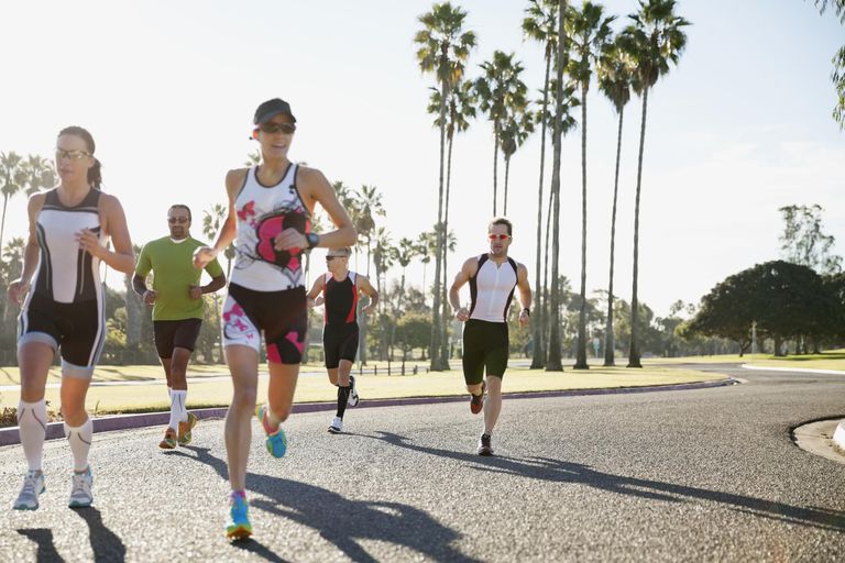 biegaczy którzy, Harmonogram treningu, czterotygodniowy program, Harmonogram treningu początkujących, jest przeznaczony, początkujących biegaczy