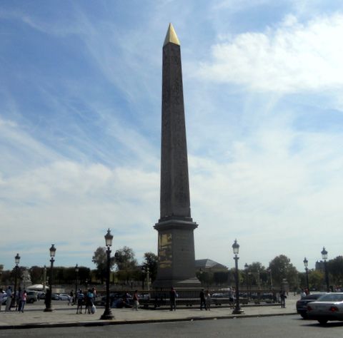 Łuku Triumfalnego, Place Concorde, Pola Elizejskie, Théâtre Marigny, dwie mile