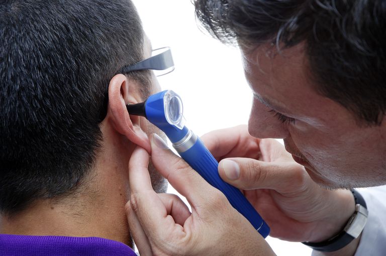 drenaż uszu, drenaż ucha, które mogą, aktywnej infekcji, drenaż ucha jest, przez lekarza